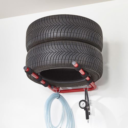 Stěnový držák na pneumatiky - sklopný