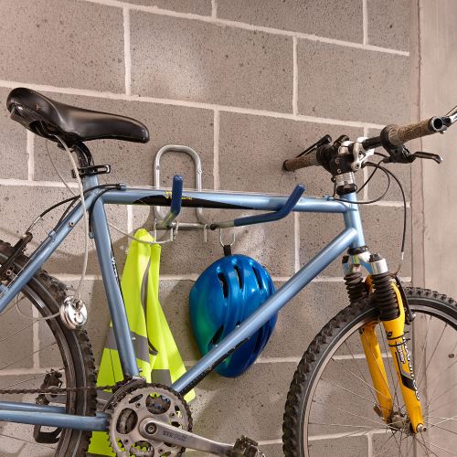 Sklopný stěnový držák pro jízdní kolo